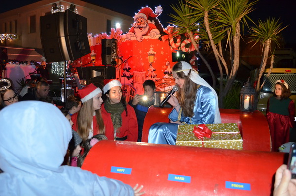 Advent na Viru: Sveta Luce razveselila virske mališane, upaljena treća adventska svijeća Advent na Viru: Sveta Luce razveselila virske mališane, upaljena treća adventska svijeća