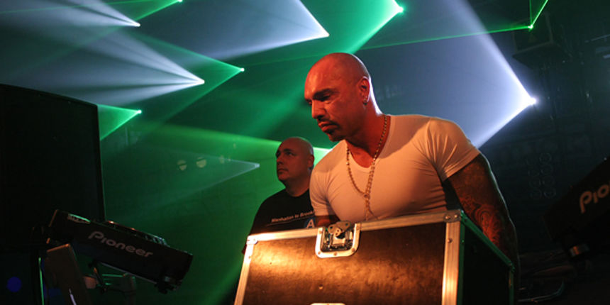 Doček Nove godine na Višnjiku uz DJ Moralesa (Foto:Saša Čuka) Doček Nove godine na Višnjiku uz DJ Moralesa (Foto:Saša Čuka)