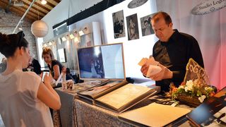 “Prosvjedom ljubavi” otvoren 8. Festival vjenčanja, foto: Iva Perincic “Prosvjedom ljubavi” otvoren 8. Festival vjenčanja, foto: Iva Perincic