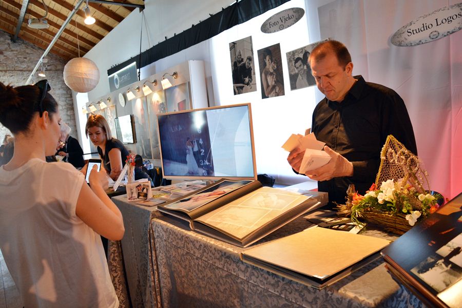 “Prosvjedom ljubavi” otvoren 8. Festival vjenčanja, foto: Iva Perincic “Prosvjedom ljubavi” otvoren 8. Festival vjenčanja, foto: Iva Perincic