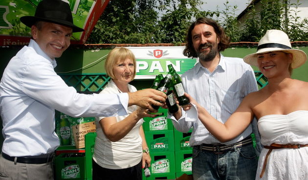 Kure Jakobsen, Tropp, Cehok, Begic