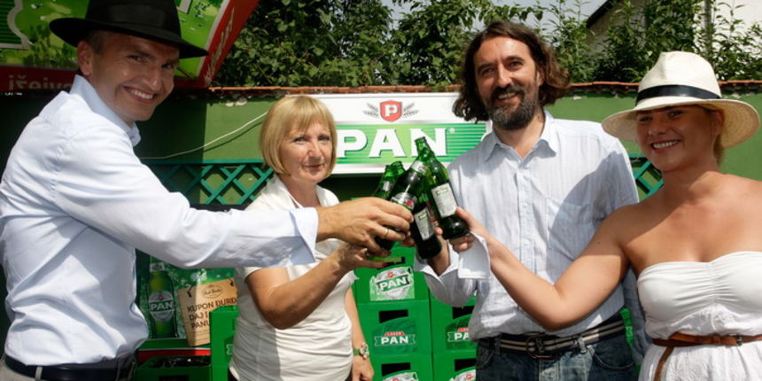 Kure Jakobsen, Tropp, Cehok, Begic Kure Jakobsen, Tropp, Cehok, Begic