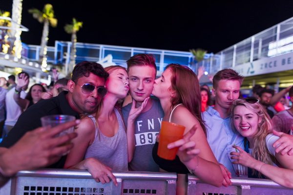 Ludi Party @ Aquarius klub Zrće 9. srpnja 2016. Foto: Goran Telak Ludi Party @ Aquarius klub Zrće 9. srpnja 2016. Foto: Goran Telak