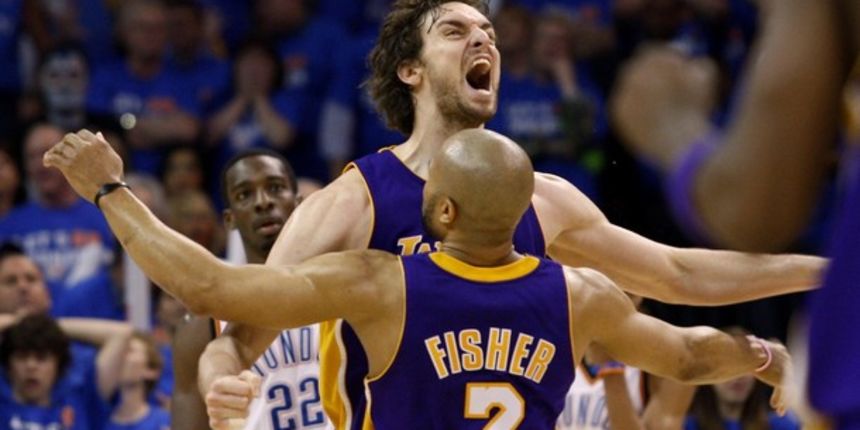 Pau Gaspol i Derek Fisher, Foto: Reuters Pau Gaspol i Derek Fisher, Foto: Reuters