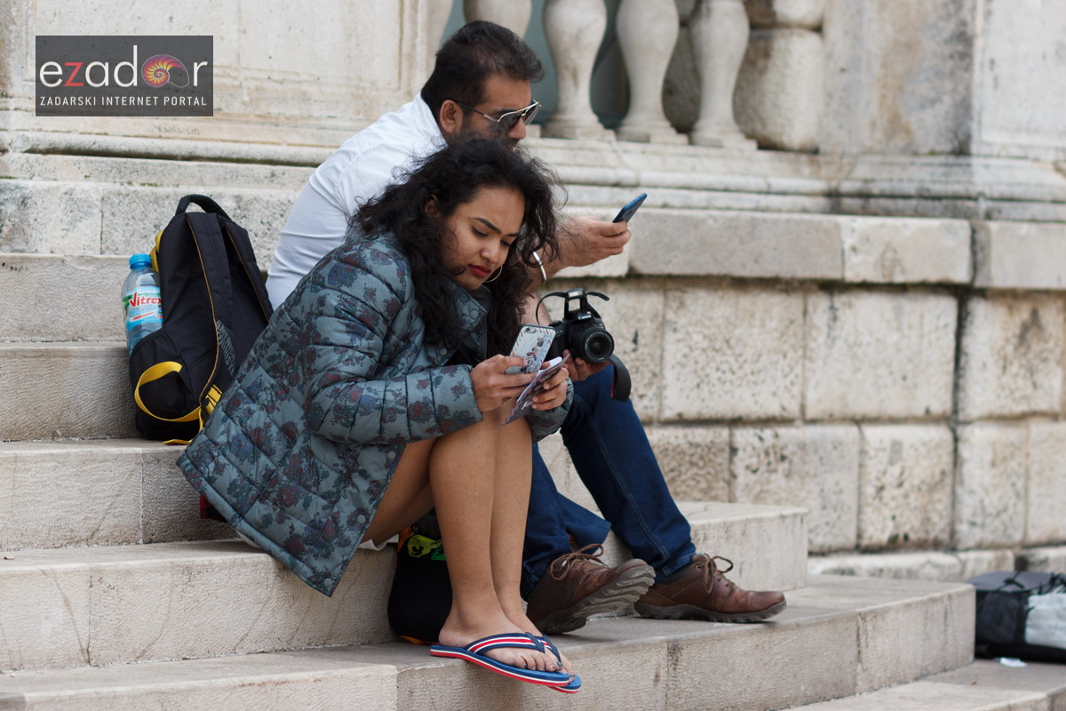 Đir po gradu, petak 30. ožujka 2018. Đir po gradu, petak 30. ožujka 2018.