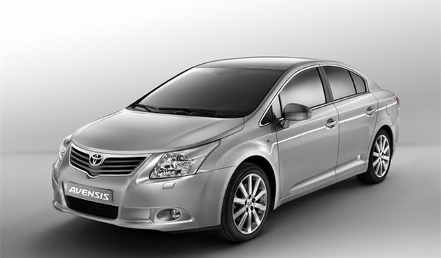 Toyota Avensis, foto: www.carsources.org