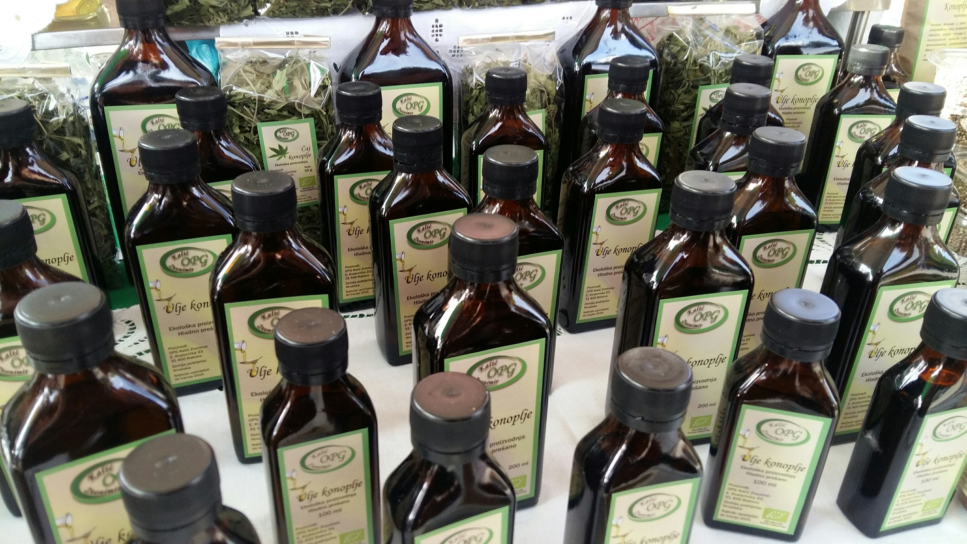 Cvjetna špica: Bili smo na Festivalu cvijeća u Sv. Filipu i Jakovu Cvjetna špica: Bili smo na Festivalu cvijeća u Sv. Filipu i Jakovu