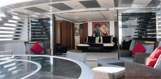 Malteški sokol – Najveća superjahta na svijetu (Foto: Andfunforall.blogspot.com) Malteški sokol – Najveća superjahta na svijetu (Foto: Andfunforall.blogspot.com)