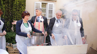 “Hrvatska volontira”: Roštiljada u Domu sv. Frane