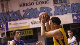 KK Poličnik – KK Jazine, Foto: Saša Čuka KK Poličnik – KK Jazine, Foto: Saša Čuka