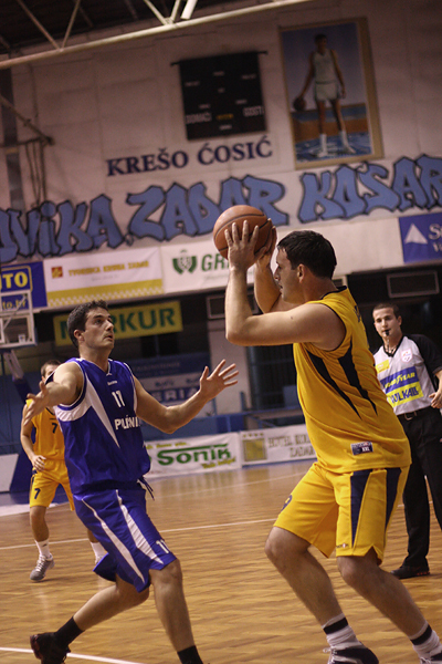 KK Poličnik – KK Jazine, Foto: Saša Čuka KK Poličnik – KK Jazine, Foto: Saša Čuka