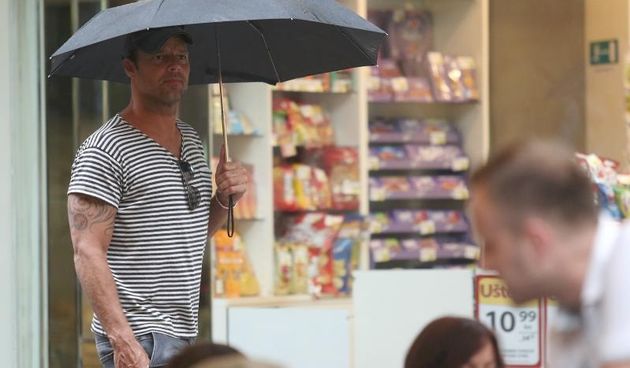 Zagreb: Ricky Martin prošetao gradom u društvu partnera Jwana i Viktora Drage