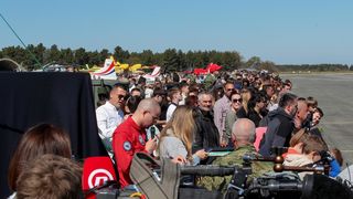 Zemunik: 20. obljetnica akrobatske grupe “Krila Oluje” Zemunik: 20. obljetnica akrobatske grupe “Krila Oluje”