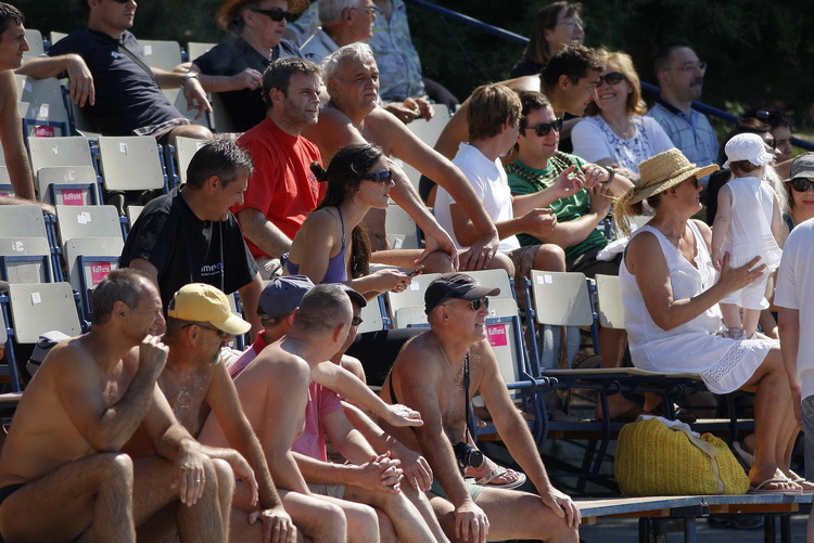 Split, 120611.
Na splitskim Bacvicama odrzano je 7. Prvenstvo svita u piciginu. Naslov pobjednika drugu godinu za redom osvojila je ekipa A1.
Foto: Ante Cizmic / CROPIX Split, 120611.
Na splitskim Bacvicama odrzano je 7. Prvenstvo svita u piciginu. Naslov pobjednika drugu godinu za redom osvojila je ekipa A1.
Foto: Ante Cizmic / CROPIX
