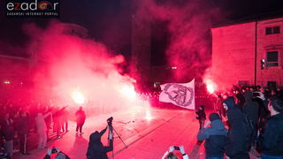 Okupljanje Tornada na Forumu i korteo do Krešinog doma Okupljanje Tornada na Forumu i korteo do Krešinog doma