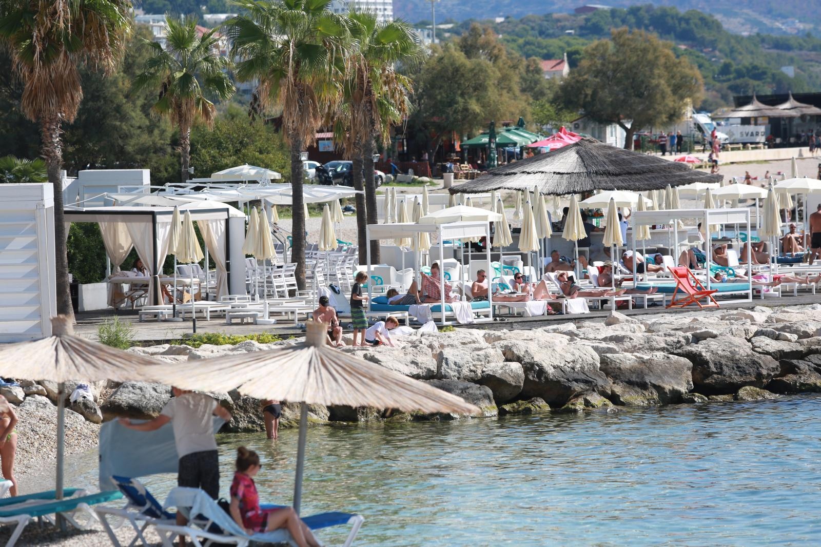 Glumica Julia Roberts u društvu supruga i djece uživa na splitskoj plaži