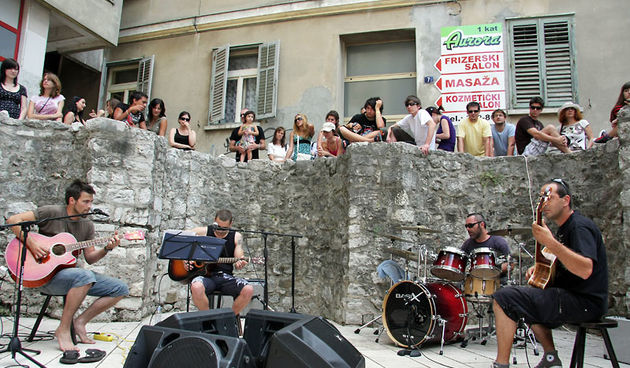 Glazbena jutra u Stomorici