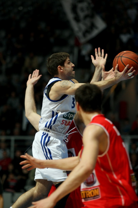 Zadar, 090313.
Dvorana Kresimira Cosica.
Utakmica 24.kola ABA lige, KK Zadar – KK Radnicki.
Na fotografiji: igrac Zadra (bijeli) Toni Prostran.
Foto: Jure Miskovic / CROPIX Zadar, 090313.
Dvorana Kresimira Cosica.
Utakmica 24.kola ABA lige, KK Zadar – KK Radnicki.
Na fotografiji: igrac Zadra (bijeli) Toni Prostran.
Foto: Jure Miskovic / CROPIX