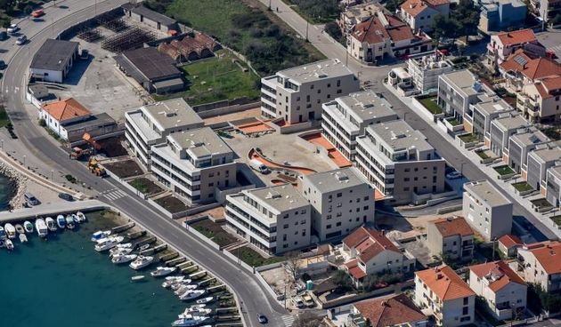 Zadar iz zraka: Uvala Dražanica i marina Vitrenjak. Foto: Dino Stanin/PIXSELL