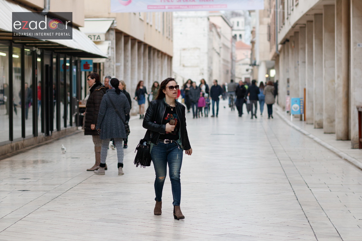Đir po gradu, subotnja špica 31. ožujka 2018. Đir po gradu, subotnja špica 31. ožujka 2018.