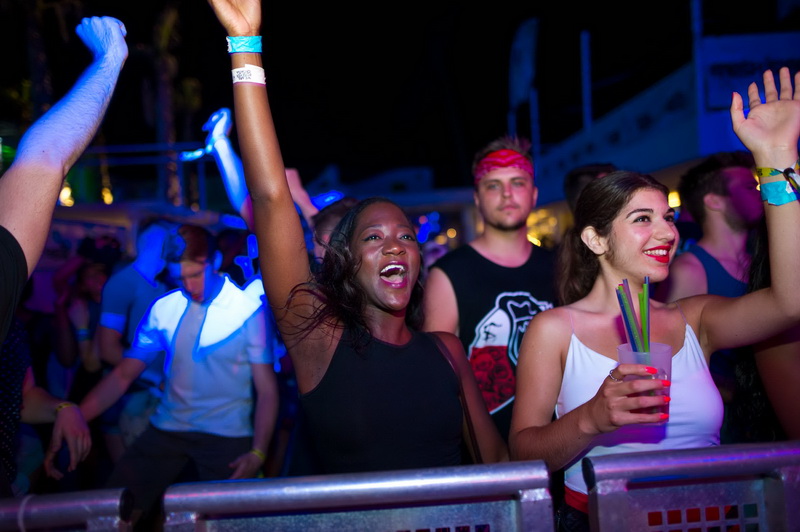 Aquarius: After beach party i Fresh island opening Aquarius: After beach party i Fresh island opening