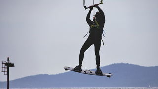 Surferi i kiteri guštali u južini na Boriku Surferi i kiteri guštali u južini na Boriku