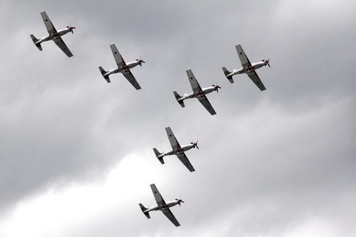Krila oluje nad zadarskom rivom 11. listopada 2013. Foto: Iva Perinčić Krila oluje nad zadarskom rivom 11. listopada 2013. Foto: Iva Perinčić