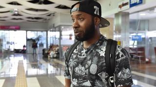 Britanski turist Leon Mitchell, o kojem su zadarski taskisti skrbili nakon što je prevaren i opljačkan ostao bez novca danas se vraća u London.  Photo: Dino Stanin/PIXSELL