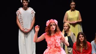 Premijera predstave “U sjeni” udruge “Igrajmo se” Premijera predstave “U sjeni” udruge “Igrajmo se”