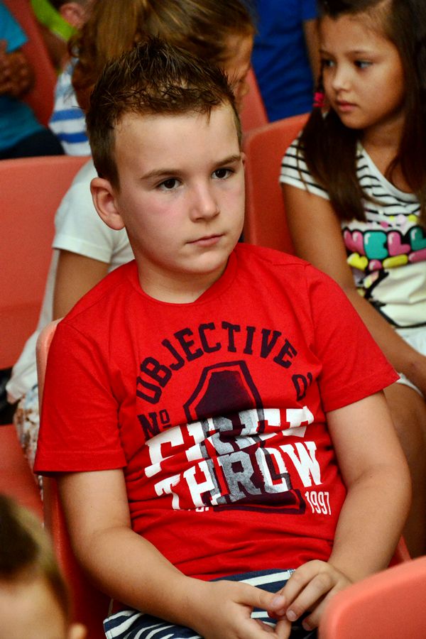 Prvi dan škole u OŠ Stanovi  ; foto Iva Perinčić