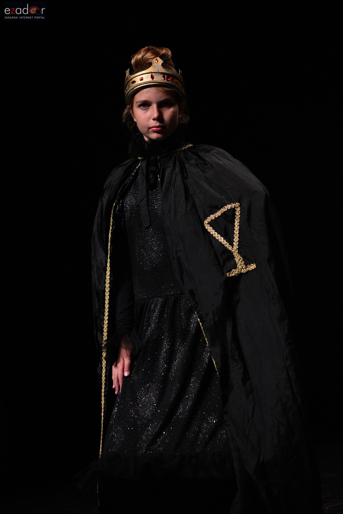 Premijera predstave “Snjeguljica” u izvedbi polaznika “Donatoline 1” Premijera predstave “Snjeguljica” u izvedbi polaznika “Donatoline 1”