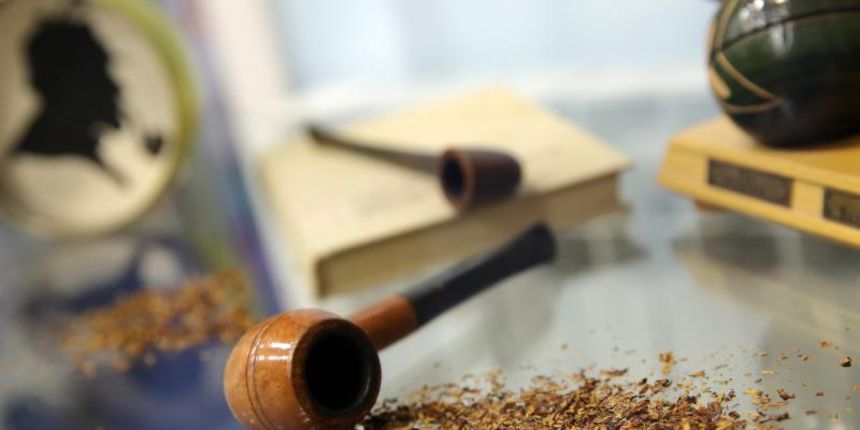 13.01.2014., Zadar – U Gradskoj knjiznici odrzava se tjedan Sherlocka Holmesa osmisljen u suradnji s britanskom udrugom Undershaw Presentation Trust. Photo: Filip Brala/PIXSELL 13.01.2014., Zadar – U Gradskoj knjiznici odrzava se tjedan Sherlocka Holmesa osmisljen u suradnji s britanskom udrugom Undershaw Presentation Trust. Photo: Filip Brala/PIXSELL