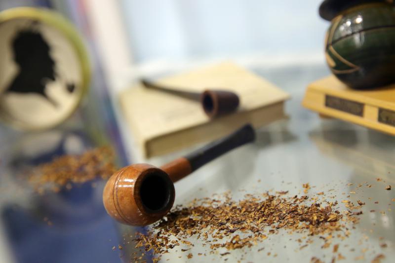 13.01.2014., Zadar – U Gradskoj knjiznici odrzava se tjedan Sherlocka Holmesa osmisljen u suradnji s britanskom udrugom Undershaw Presentation Trust. Photo: Filip Brala/PIXSELL 13.01.2014., Zadar – U Gradskoj knjiznici odrzava se tjedan Sherlocka Holmesa osmisljen u suradnji s britanskom udrugom Undershaw Presentation Trust. Photo: Filip Brala/PIXSELL