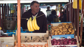 Đir po pijaci, 17. travnja 2012. (foto:Saša Čuka)