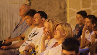 Zuhra i Drele nasmijali Bibinjce do suza