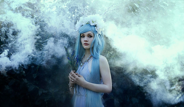 Mistična žena, mistična djevojka, horoskop