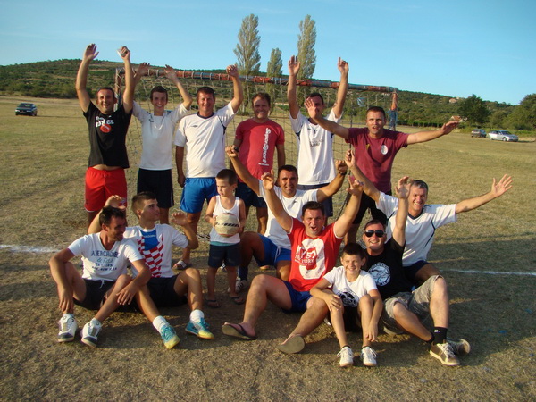 Jednodnevni malonogometni turnir u Bulicu, foto: M. Ledenko Jednodnevni malonogometni turnir u Bulicu, foto: M. Ledenko