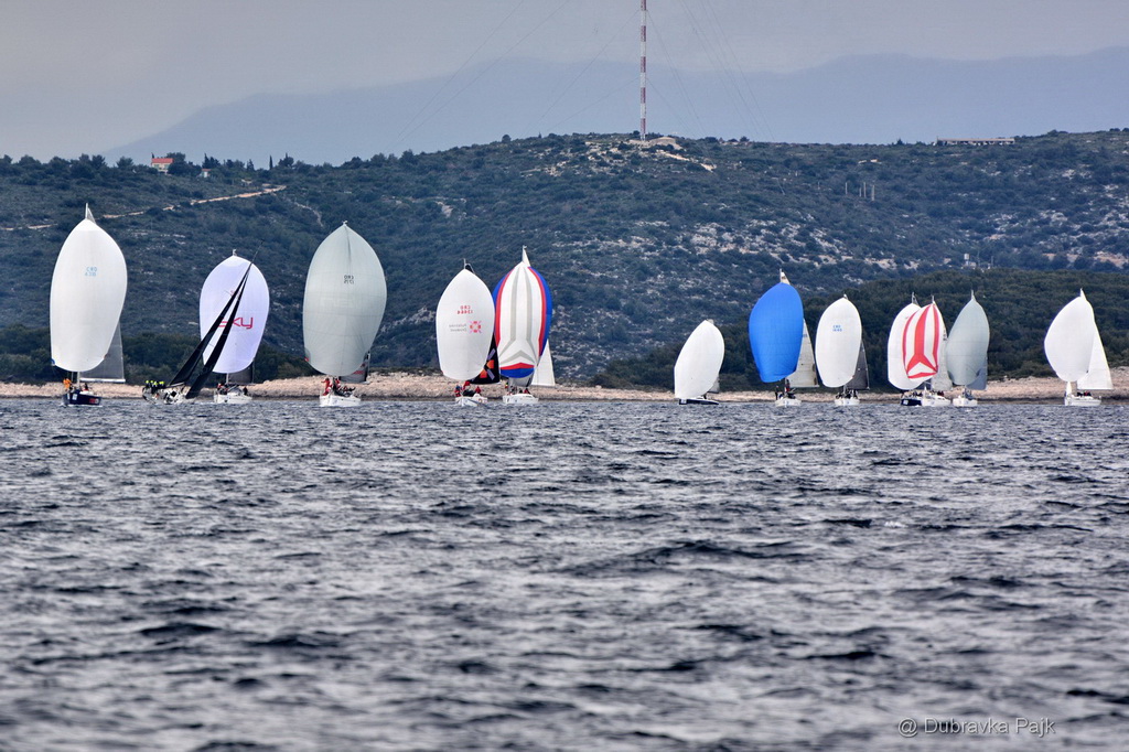 U hvarskom akvatoriju održana XXI. Uskršnja regata U hvarskom akvatoriju održana XXI. Uskršnja regata