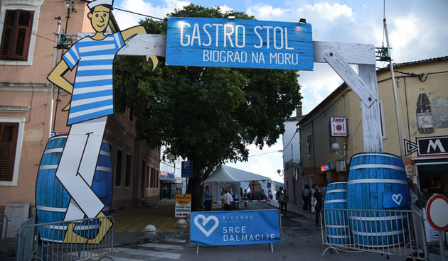 11. Gastol stol na biogradskoj rivi. Foto: Vinko Pešić