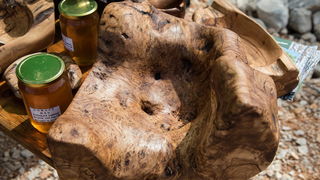 U Vrtovima lunjskih maslina održana 12. Lunjska maslinada. Foto: Vinko Pešić