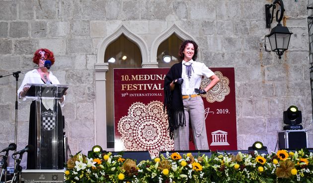 U Pagu održana modna revija “Nosiva tradicija”