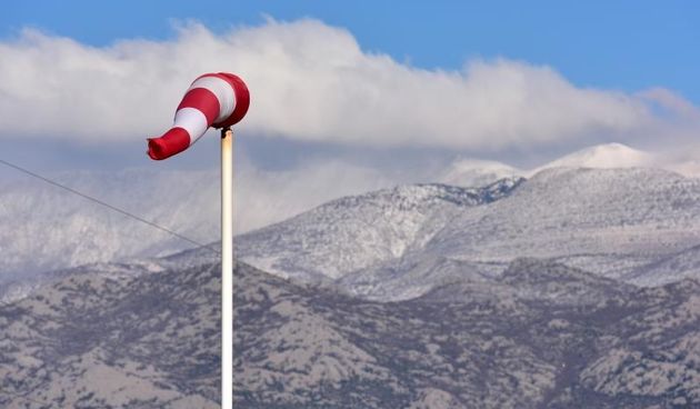 Jaka bura na zadarskom području otežava cestovni i pomorski promet, foto: Dino STanin/PIXSELL