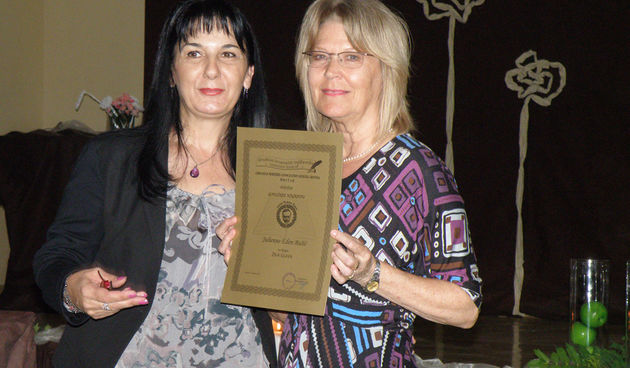 Nagrada A.B. Šimić uručena Julienne Bušić