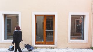 Zatvorene butige i poluprazan zadarski Poluotok Zatvorene butige i poluprazan zadarski Poluotok