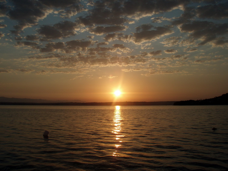 Preko: Svitanje 27. kolovoza 2011, Foto: Jasna Marcelić Preko: Svitanje 27. kolovoza 2011, Foto: Jasna Marcelić