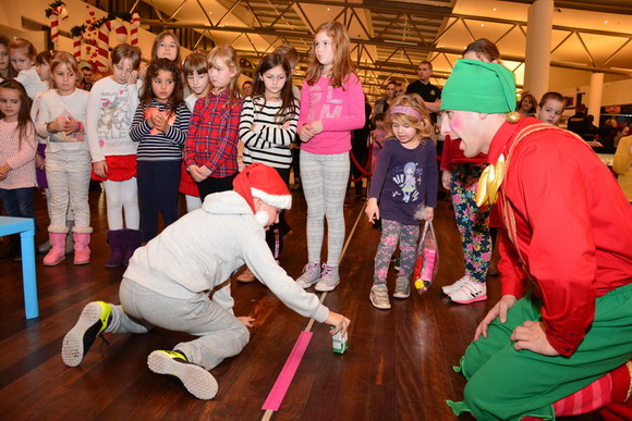 Supernova: Božićni koncert Ivane Kindl i posjet Djeda Božićnjaka, Foto: Iva Perinčić Supernova: Božićni koncert Ivane Kindl i posjet Djeda Božićnjaka, Foto: Iva Perinčić