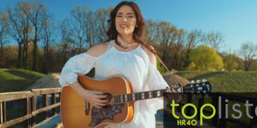 Mia Dimšić Mia Dimšić