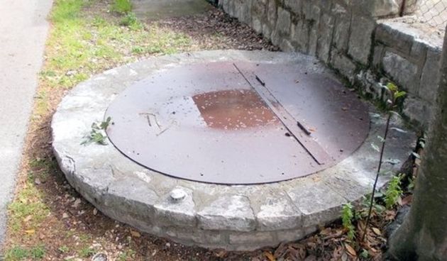 Bunar poklopljen, ulica osvijetljena, foto: Radio Zd