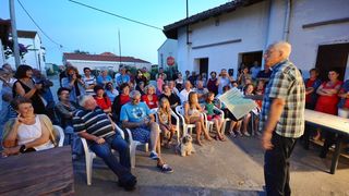 Stanarska večer na raskrižju ; foto Iva Perinčić Stanarska večer na raskrižju ; foto Iva Perinčić