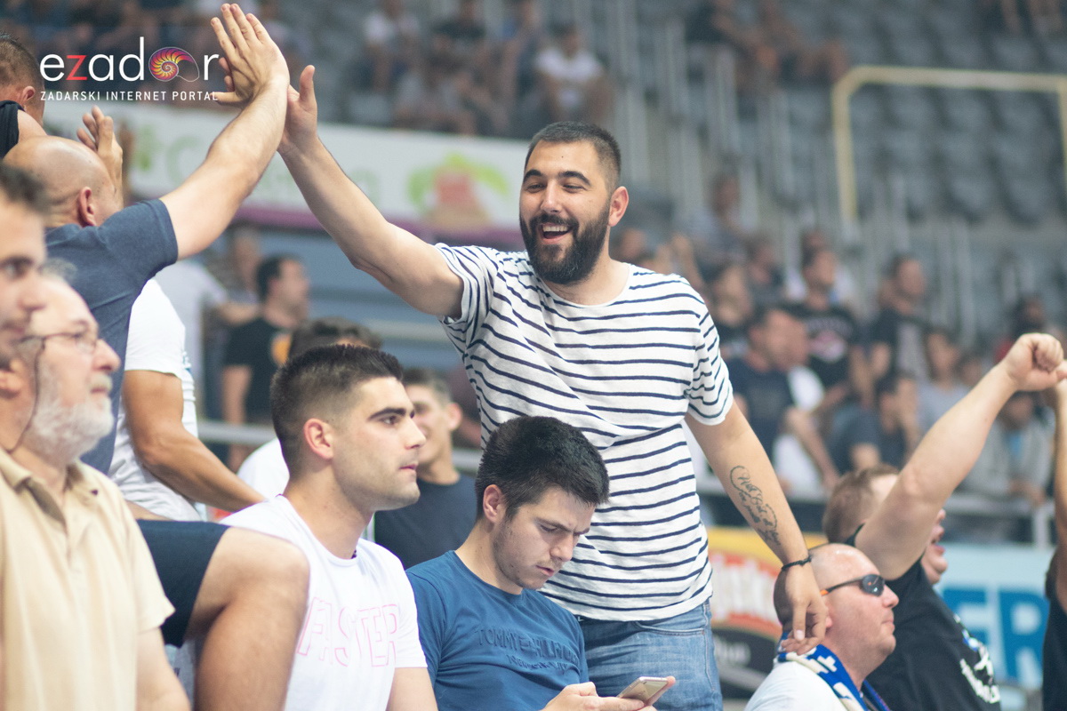 Polufinale doigravanja HT Premijer lige, 1. utakmica: KK Zadar – KK Cibona 89-78